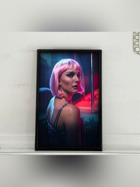 Natalie Portman Closer pinup girl Art Poster
